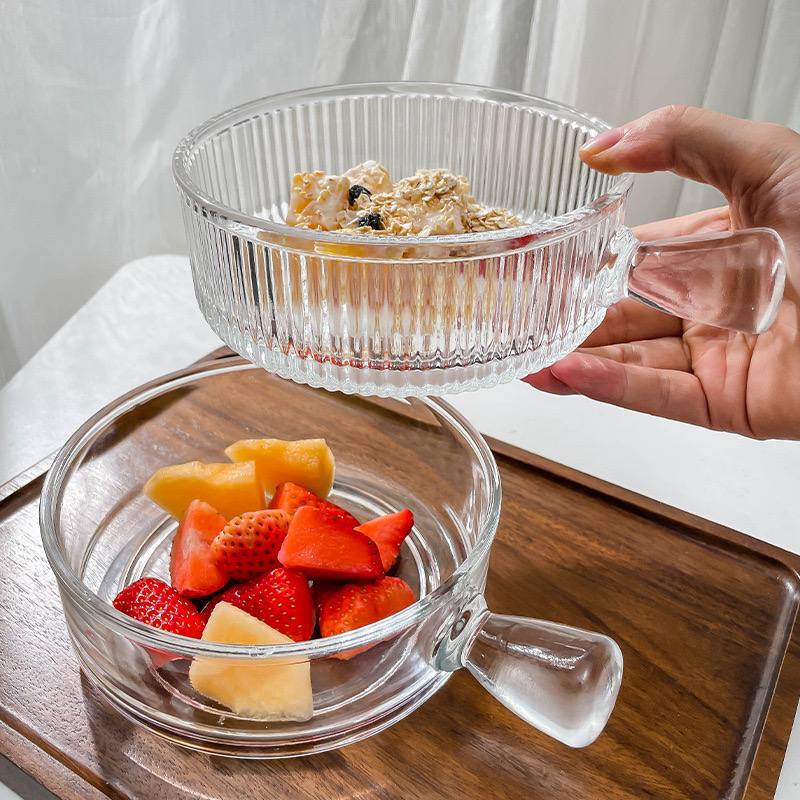 Nordic glass bowl